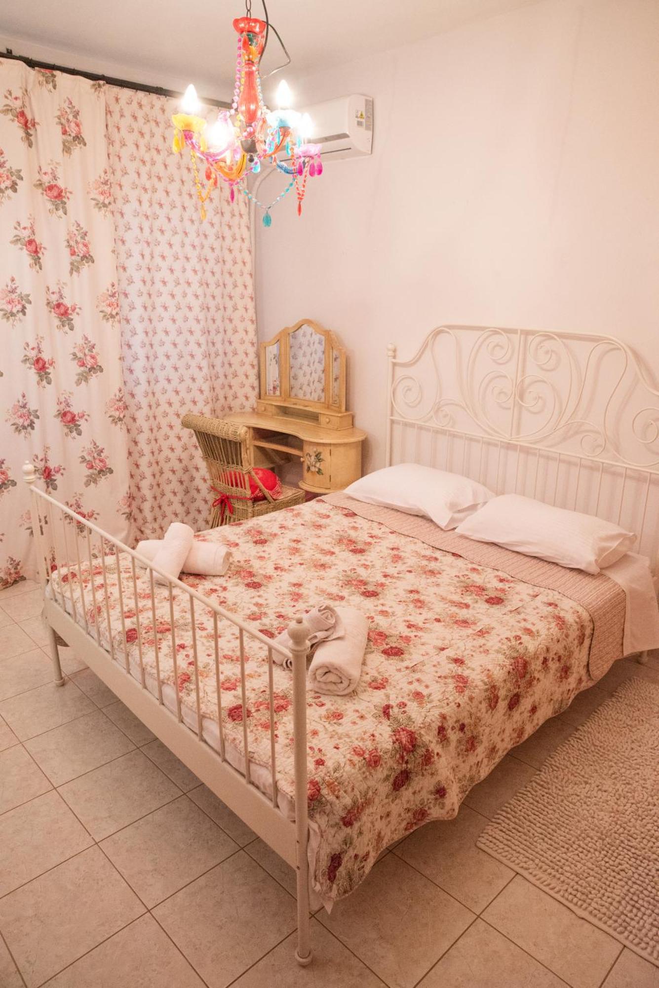 アレクサンドルポリス The Early Bird - Cosy 2-Floor House With Gardenヴィラ エクステリア 写真